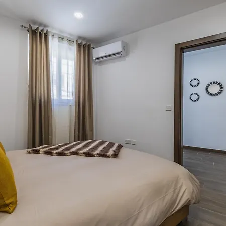 Sandstone A8 Marsascala - 15minute Drive To Valletta Apartamento Marsaskala