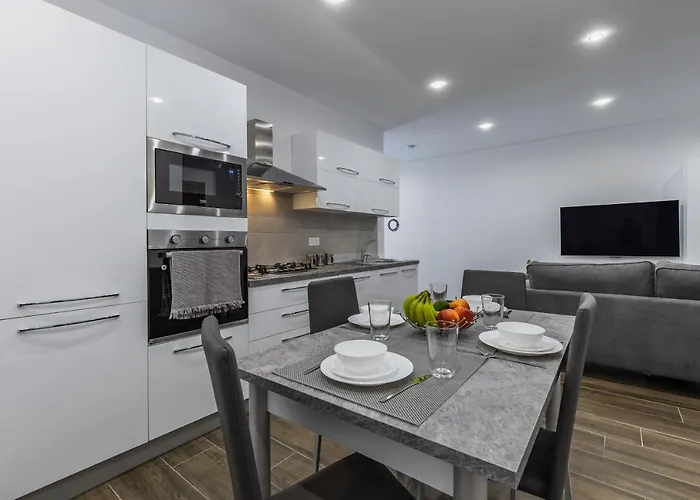 Sandstone A8 Marsascala - 15minute Drive To Valletta Marsaskala