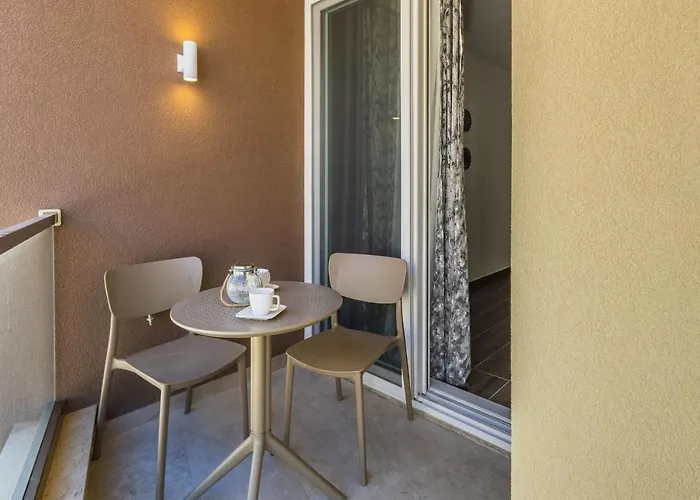 Apartment Sandstone A8 Marsascala - 15minute Drive To Valletta *