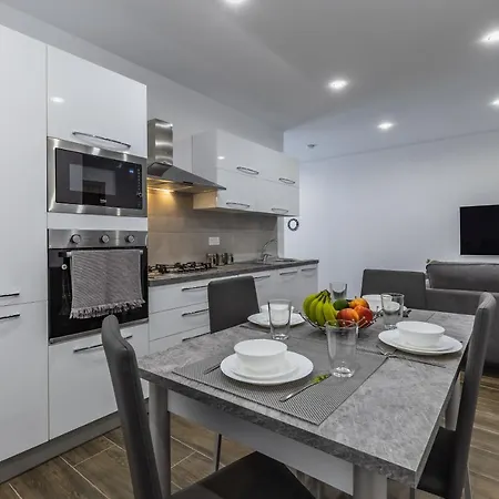 Sandstone A8 Marsascala - 15minute Drive To Valletta Marsaskala