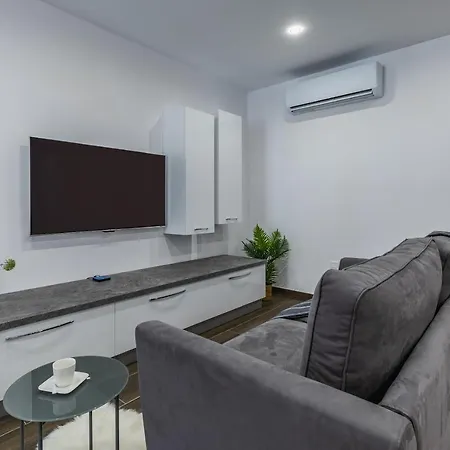 Sandstone A8 Marsascala - 15minute Drive To Valletta Apartament *